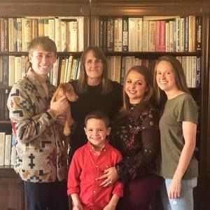 Meet your Posher, Helen